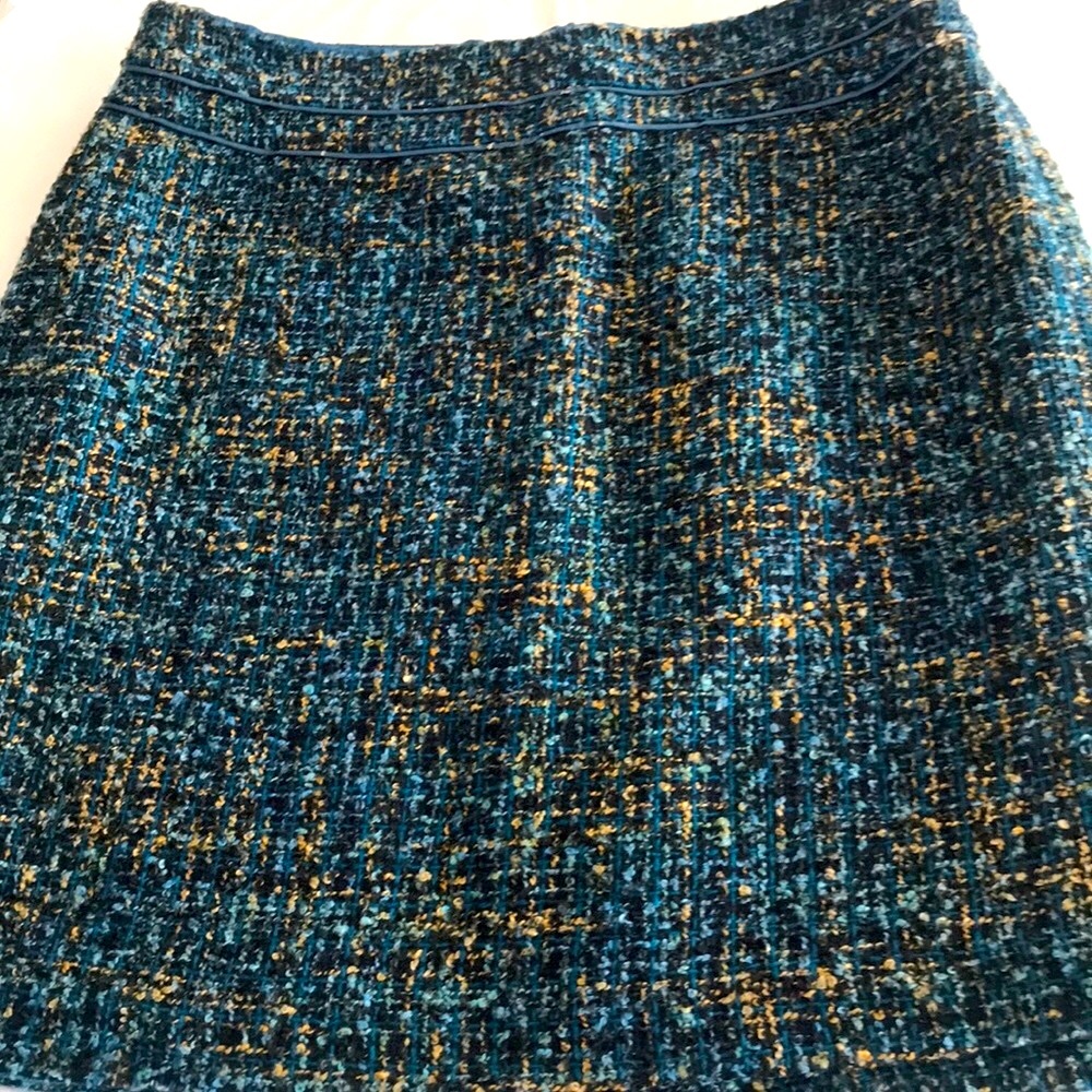 Chic Multicolor Tweed Fabric